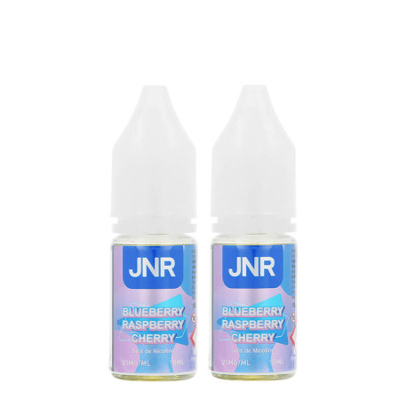 Les deux flacons de e-liquide Blueberry Raspberry Cherry de chez JNR