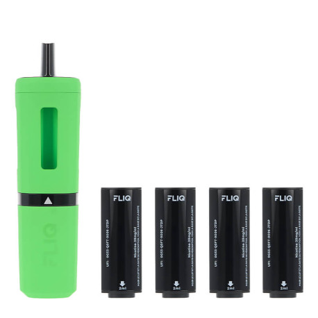 La puff rechargeable Fliq de chez Vampire Vape et les 4 cartouches Green