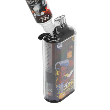 Le remplissage de la puff rechargeable Shigeri 32K Fighter X du fabricant Maison Fuel