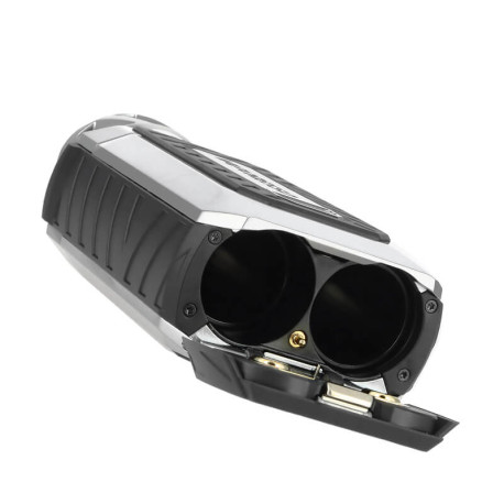 Le logement double accu du kit Armour Max par Vaporesso