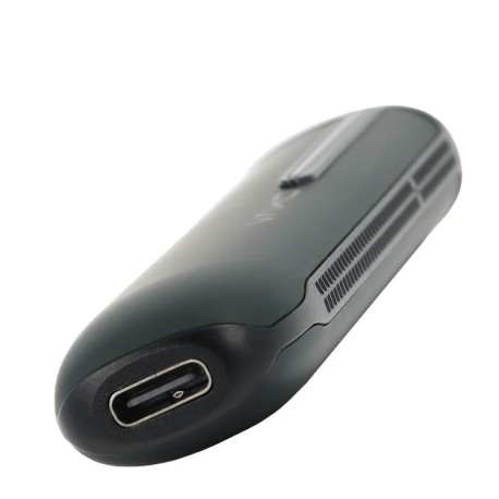 Le port USB-C du pod Artio 2 Mint de OXVA