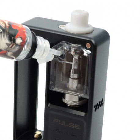 The filling of Vandy Vape's Pulse AIO Mini kit