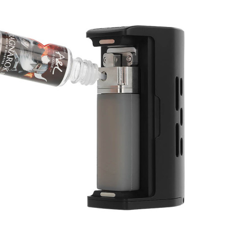 The filling of the Republic Squonk Dual Box by Grimm Green & Vaperz Cloud
