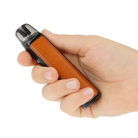 Handling of Lost Vape's Ursa Nano S2 podmod