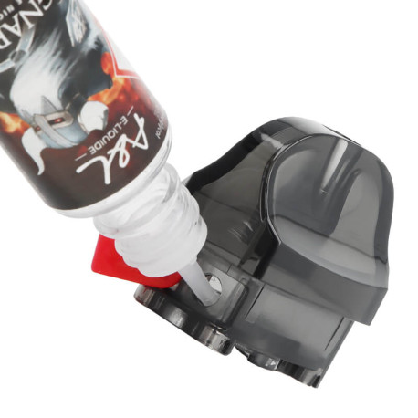 The filling of Smok's Nord 4 RPM cartridge