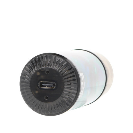 The USB-C port of FPS' Enfer Menthol Extreme Ice Refillable Puff