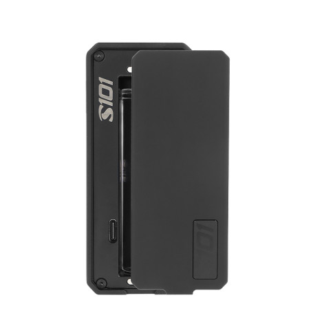 The USB-C port of San Indonesia X Gerobak Vapor's S101 mod