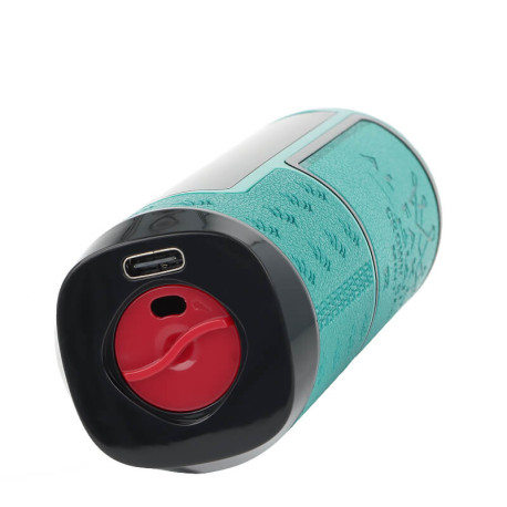 USB-C port and airflow of Al Fakher's Crown Bar Hyper Max Mint 30K rechargeable puff