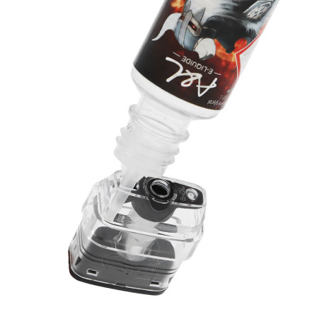 Filling the cartridge of Geekvape's Digi Q podmod