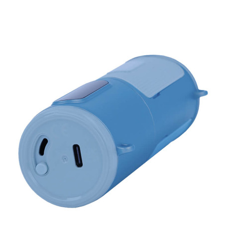 The USB-C port of JNR's Shishasip Gum Mint 35K Puff