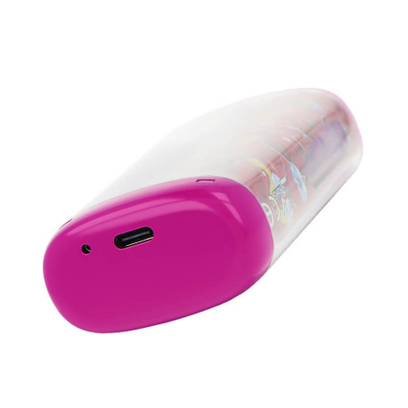 The USB-C port of Tornadoliq's Crazy Puff Cherry Ice 35K Puff