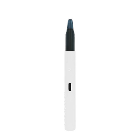 The USB-C port of RELX's No Cloud Tropical Mango Intense Podmod