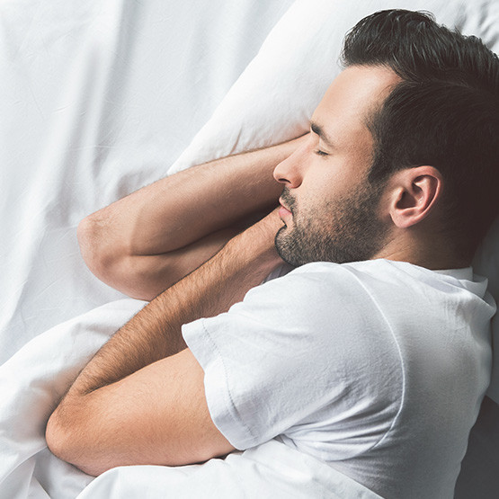 Vapoter avant d’aller dormir, une mauvaise idée ?