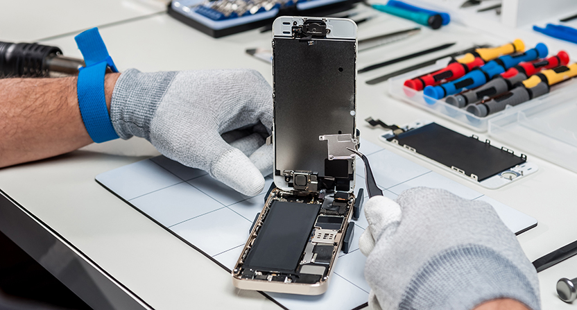 La nouvelle réglementation européenne relative aux batteries vise une meilleure réparabilité des appareils électroniques