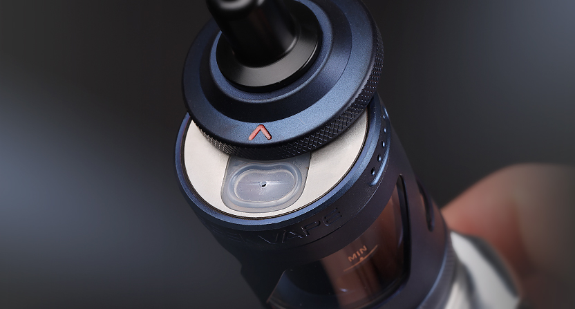 Le système de remplissage du clearomiseur Z Nano MTL de Geekvape