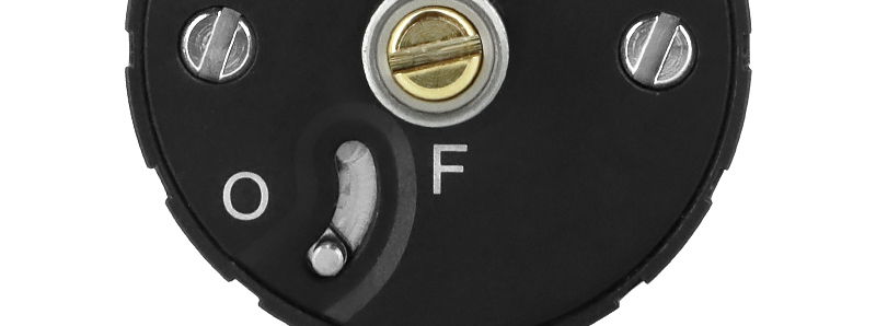 The locking switch of the deck of Vaperz Cloud's Osiris RTA atomizer