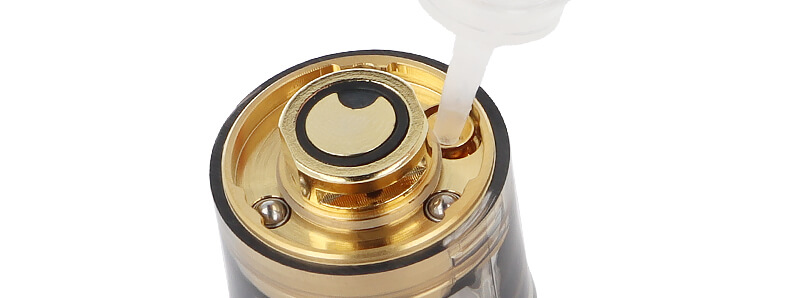 The filling of Dotmod's DotStick Tank clearomizer