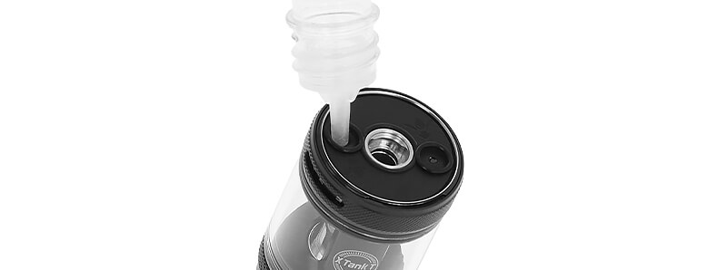 The filling of Vaporesso's XTank T clearomizer