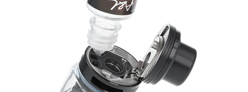 The filling of Geekvape's Z Fli 2 clearomizer
