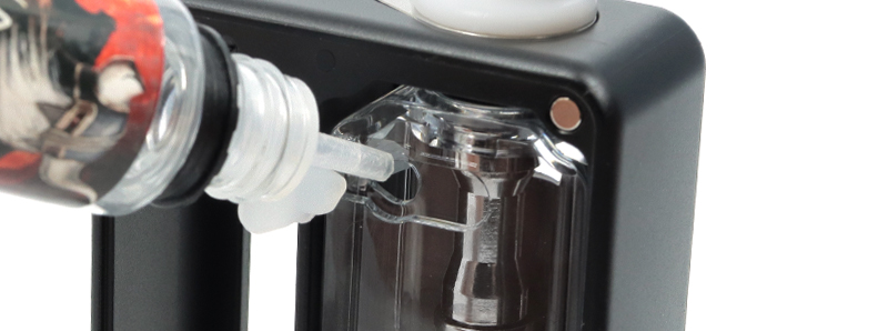 Le remplissage latéral de la cartouche du Kit Pulse AIO Mini + RBA de Vandy Vape