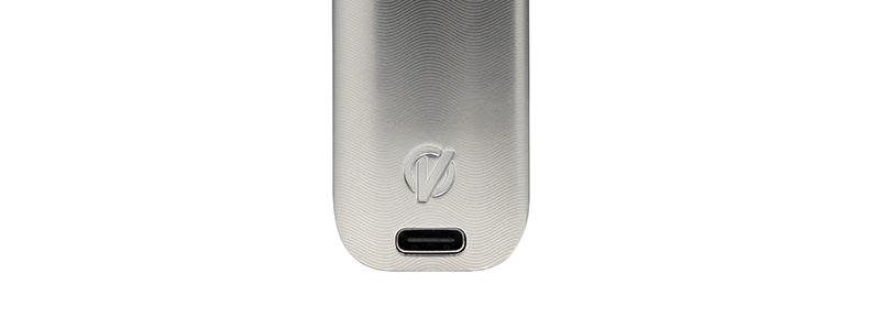 The USB-C port of Vaporesso’s Luxe QS pod mod
