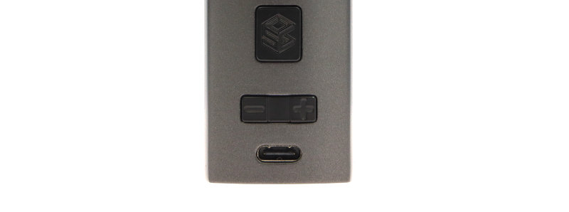 Le port de rechargement USB-C du Kit Meson AIO par Steam Crave