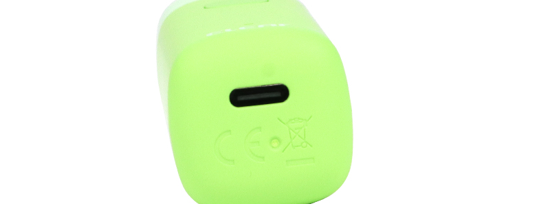 The USB-C port of Eleaf’s IORE CRAYON pod