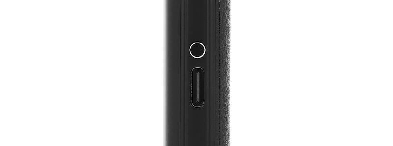 The USB-C port and the unique button of Aspire's Loomix podmod