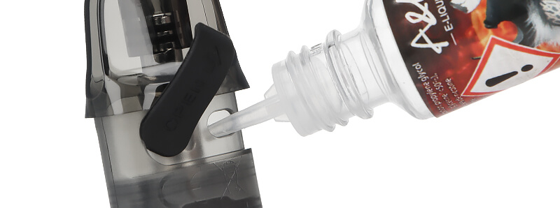 The filling of the Ursa cartridge for Lost Vape's Ursa Nano S2 podmod