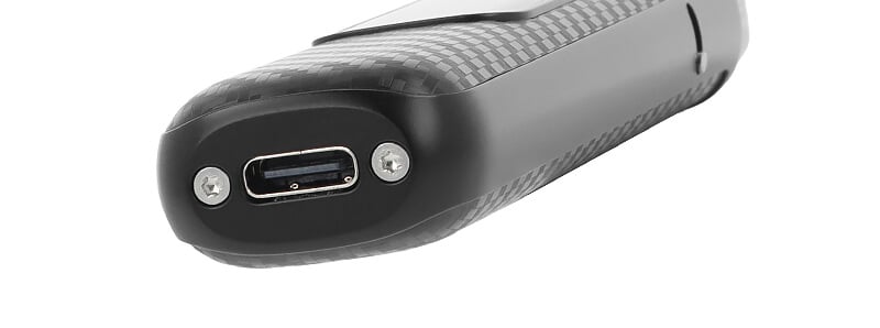 The USB-C port of OXVA's XLIM Pro 3 podmod