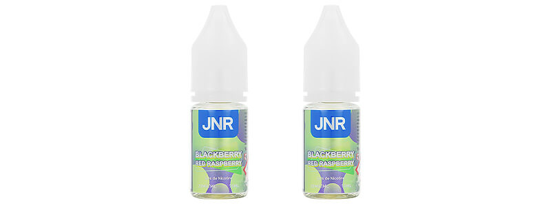 Les deux flacons de e-liquide Blackberry Red Raspberry de chez JNR