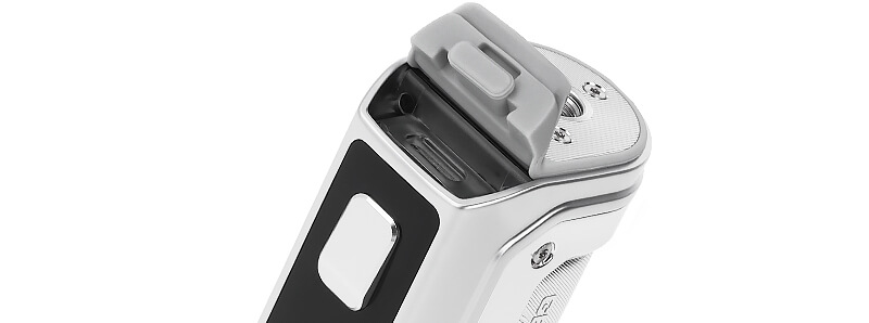 Le port USB-C de la box Aegis Mini 5 fabriquée par Geekvape