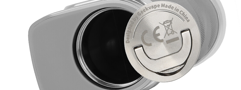 Le logement simple accu de la box Aegis Solo 5 de Geekvape