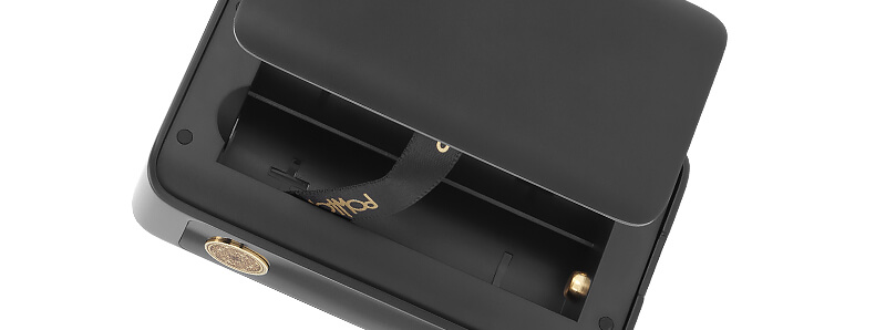 Le logement double accu de la box Dotbox 220W V2 par Dotmod