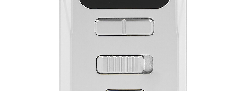 Le switch ON/OFF de la box Thelema Q200 Pro de Lost Vape