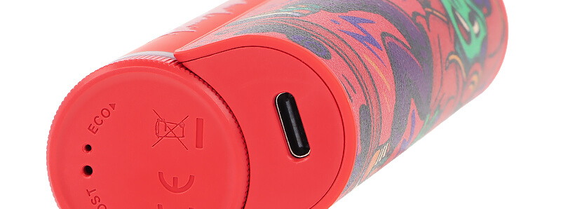 Le port USB-C de la puff OXBAR OX35K par OXVA