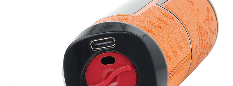 The USB-C port of Al Fakher's Crown Bar Hyper Max Peach Ice 30K rechargeable puff