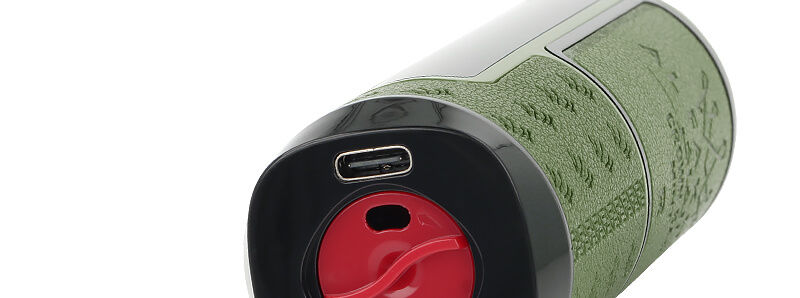 The USB-C port of Al Fakher's Crown Bar Hyper Max Space Dream 30K rechargeable puff