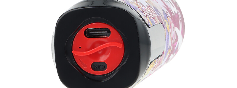 The USB-C port of JNR and Fighter Fuel's Ivy Punch Refillable Puff