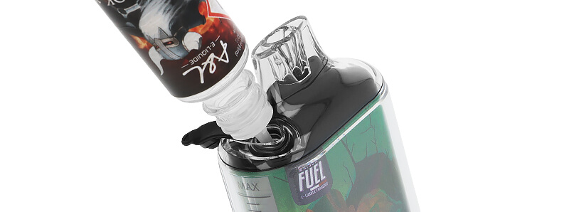 Filling the Maison Fuel's Fighter X Kansetsu 32K refillable puff