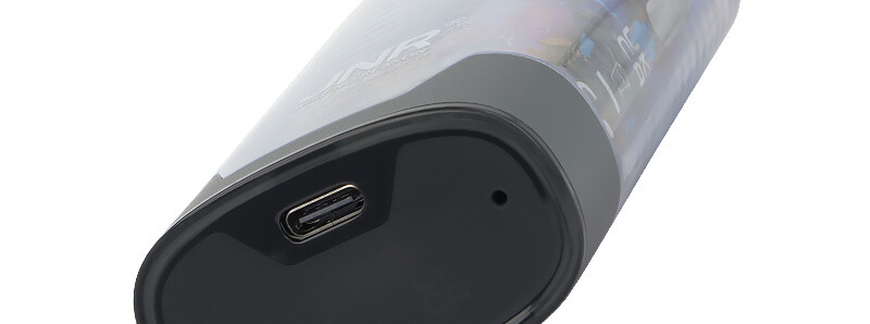 Le port USB-C de la puff rechargeable Peach Berry 43K Gorilla X de chez JNR