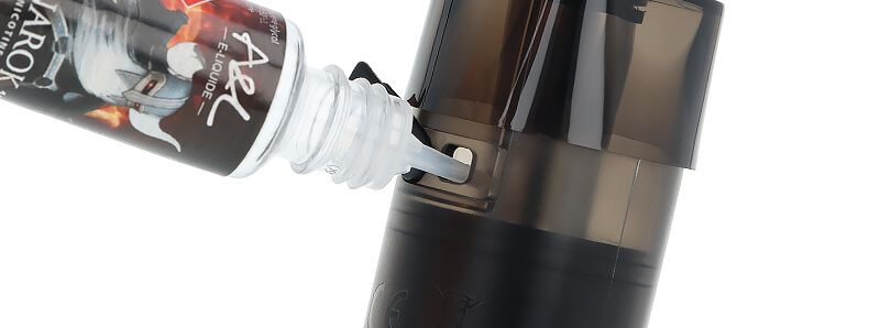 The filling of the cartridge from JNR and Fighter Fuel's Snake Eye Refillable Puff