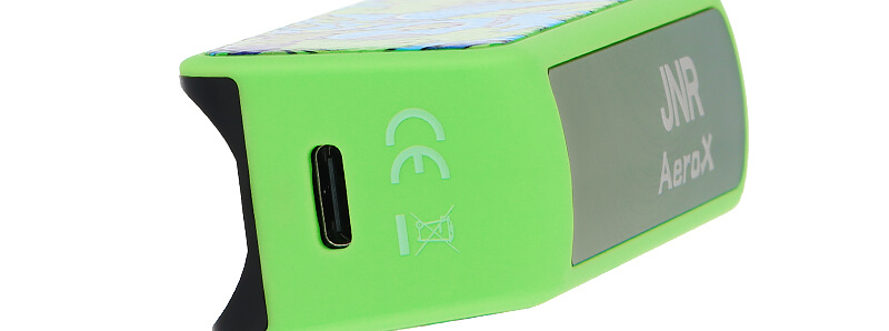 The USB-C port of JNR's AeroX Strawberry Kiwi puff