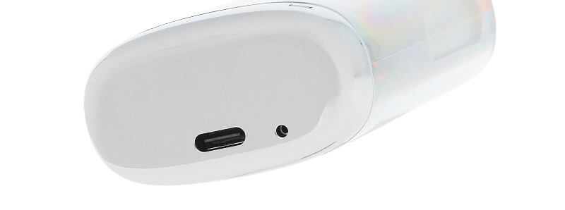 Le port USB-C de la puff rechargeable Torna Max Blackcurrant Mint Iced de chez Torna-Bar