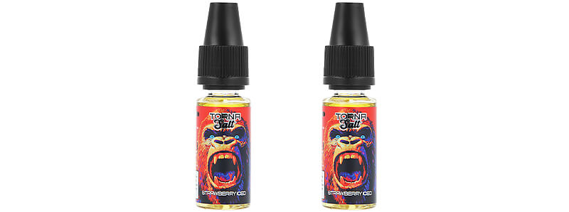 Les deux flacons de e-liquide Strawberry Iced de chez Torna-Bar
