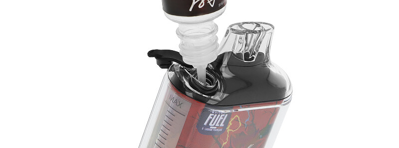 Filling the Maison Fuel's Fighter X Uraken 32K refillable puff